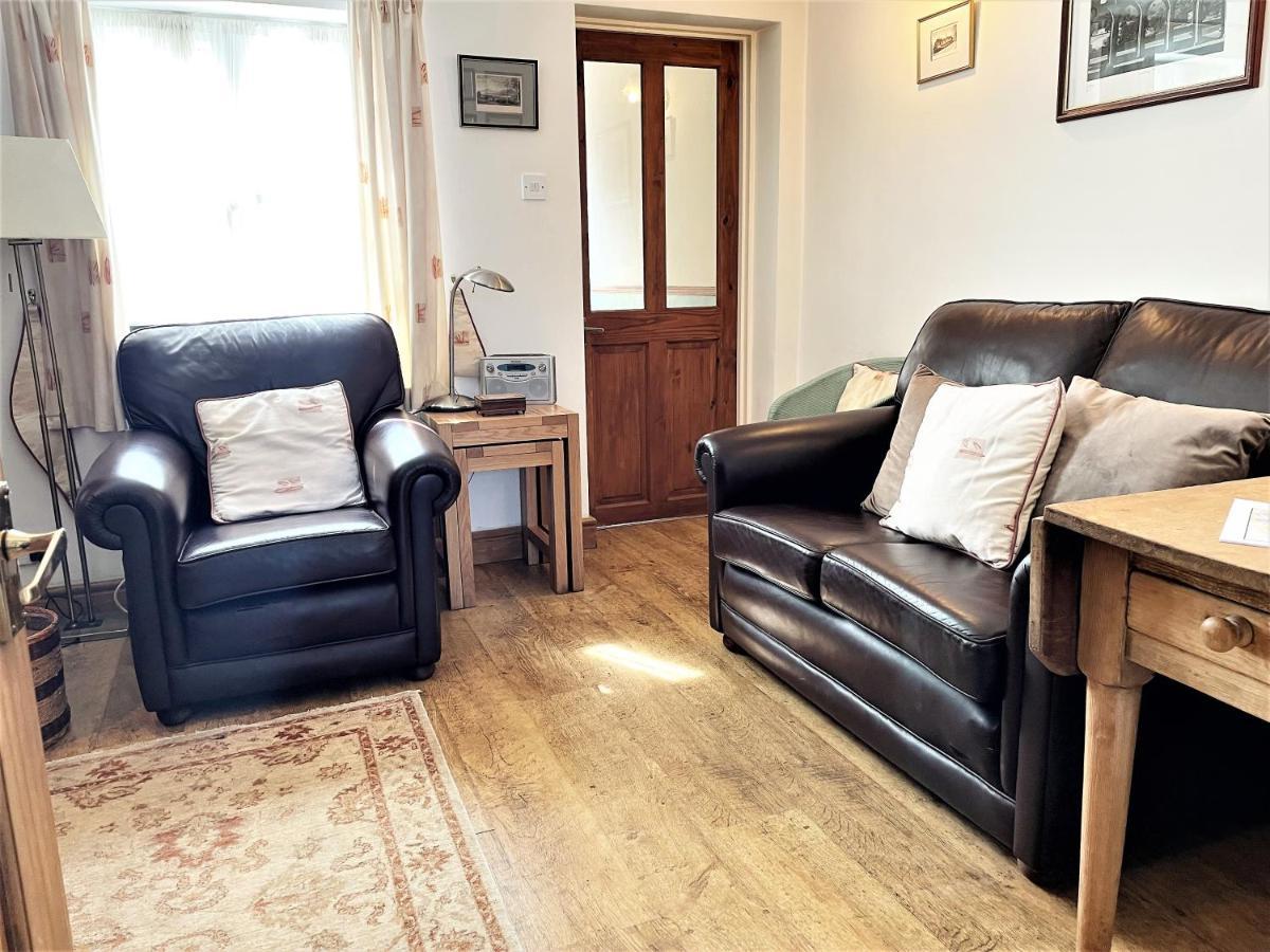Pass The Keys Cosy Cottage With Views Over The Shropshire Hills Лудлоу Экстерьер фото